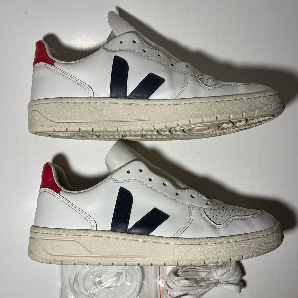 Veja white and red Unisex shoes US size 9